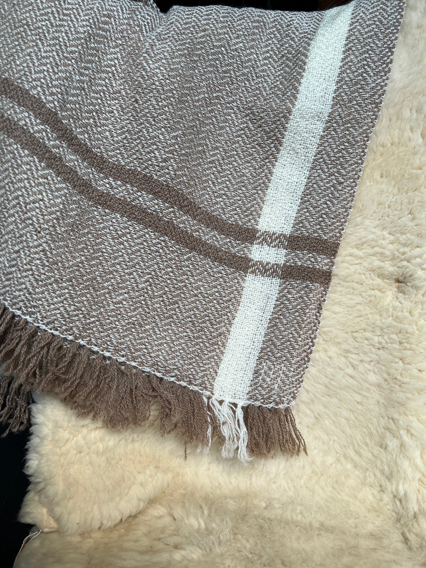 Romney and Merino Blend Throw Blanket - Ace 'n the Hole Romney Ranch