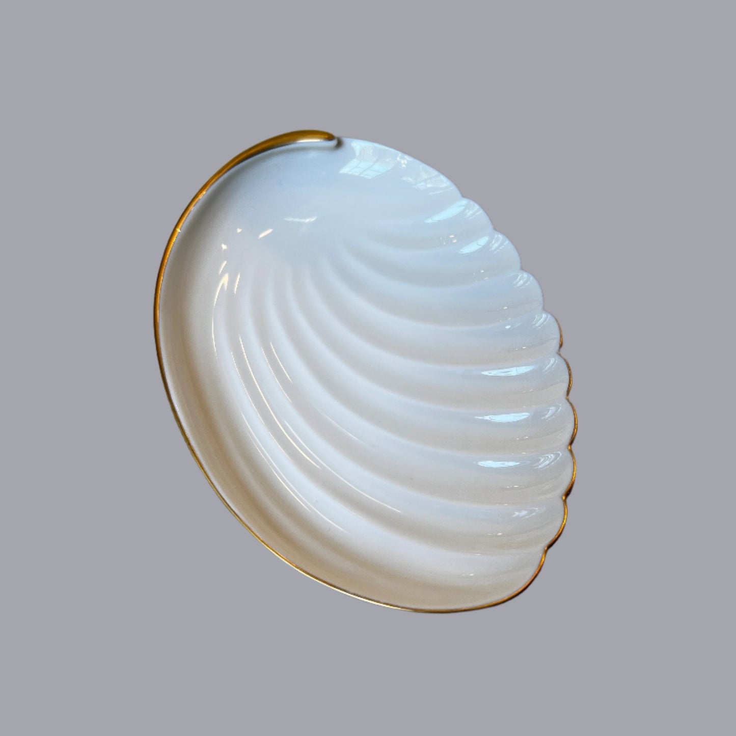 Vintage Porcelain Shell Dish by Pickard - Antique China made in USA