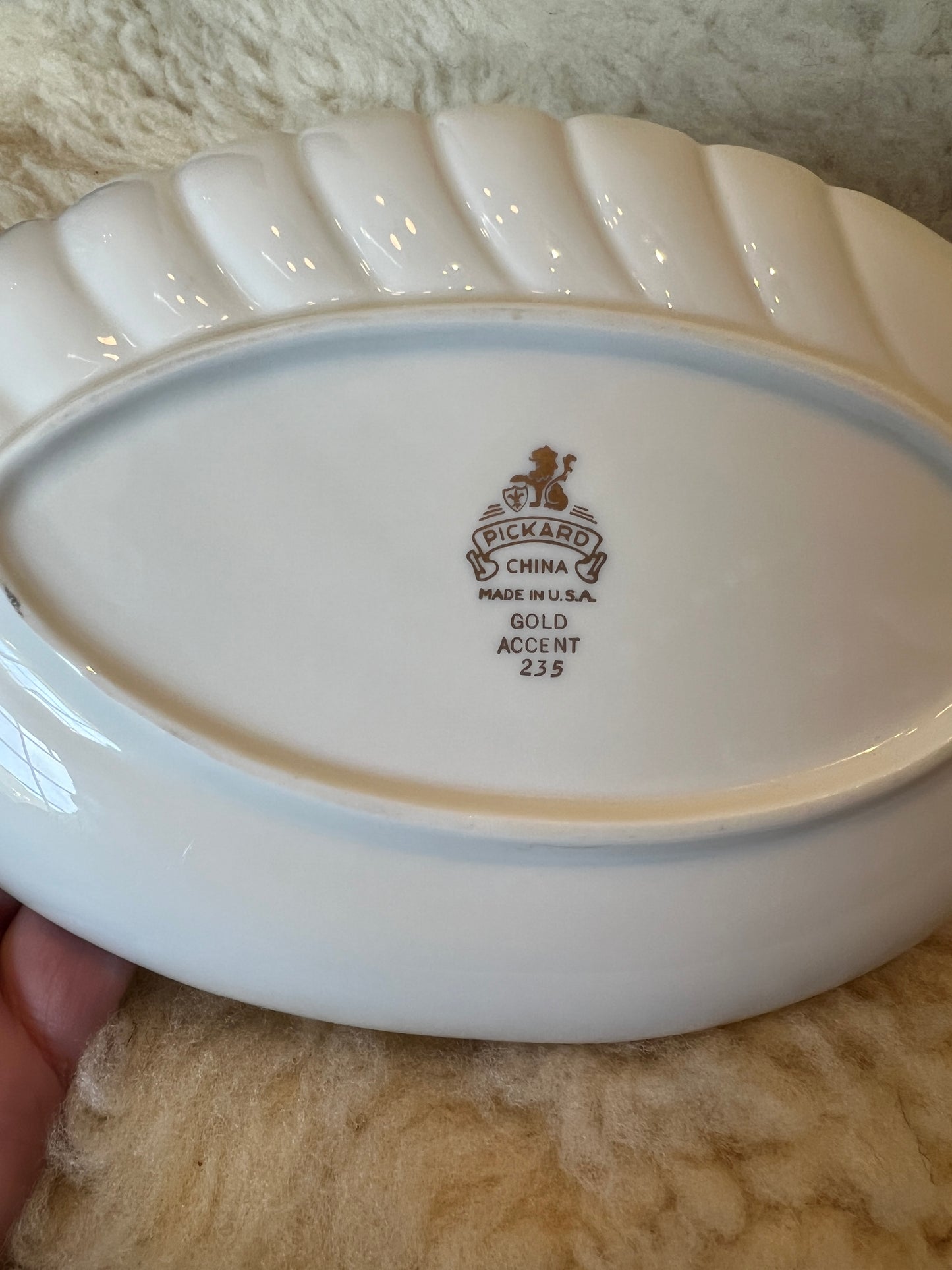 Vintage Porcelain Shell Dish by Pickard - Antique China made in USA