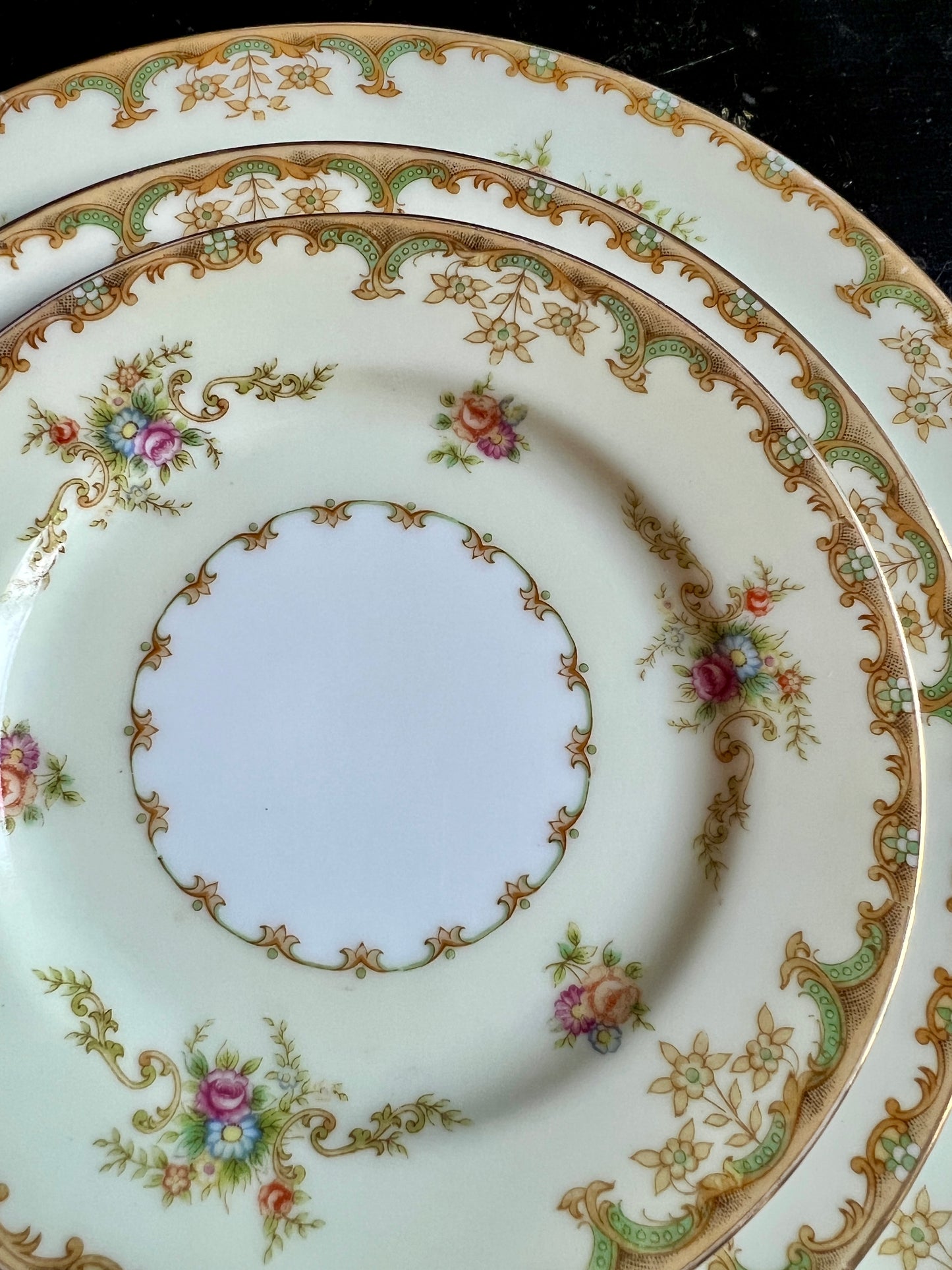 Regent by Empress Dinner Plate - Vintage Bone China 1940s - Porcelain Dinnerware