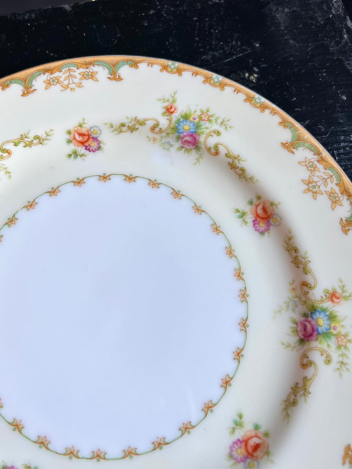 Regent by Empress Dinner Plate - Vintage Bone China 1940s - Porcelain Dinnerware
