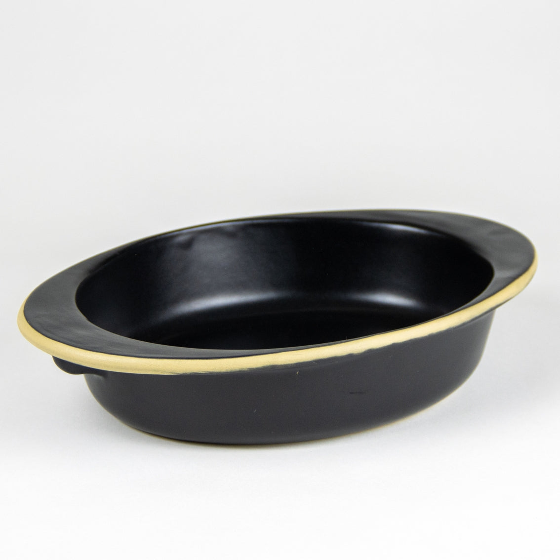Black oval stoneware baking dish. Oven safe bakeware.