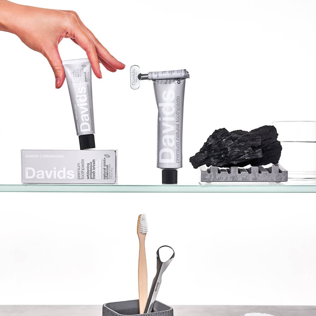 Davids Kids + Adults Premium Toothpaste - Charcoal + Mint