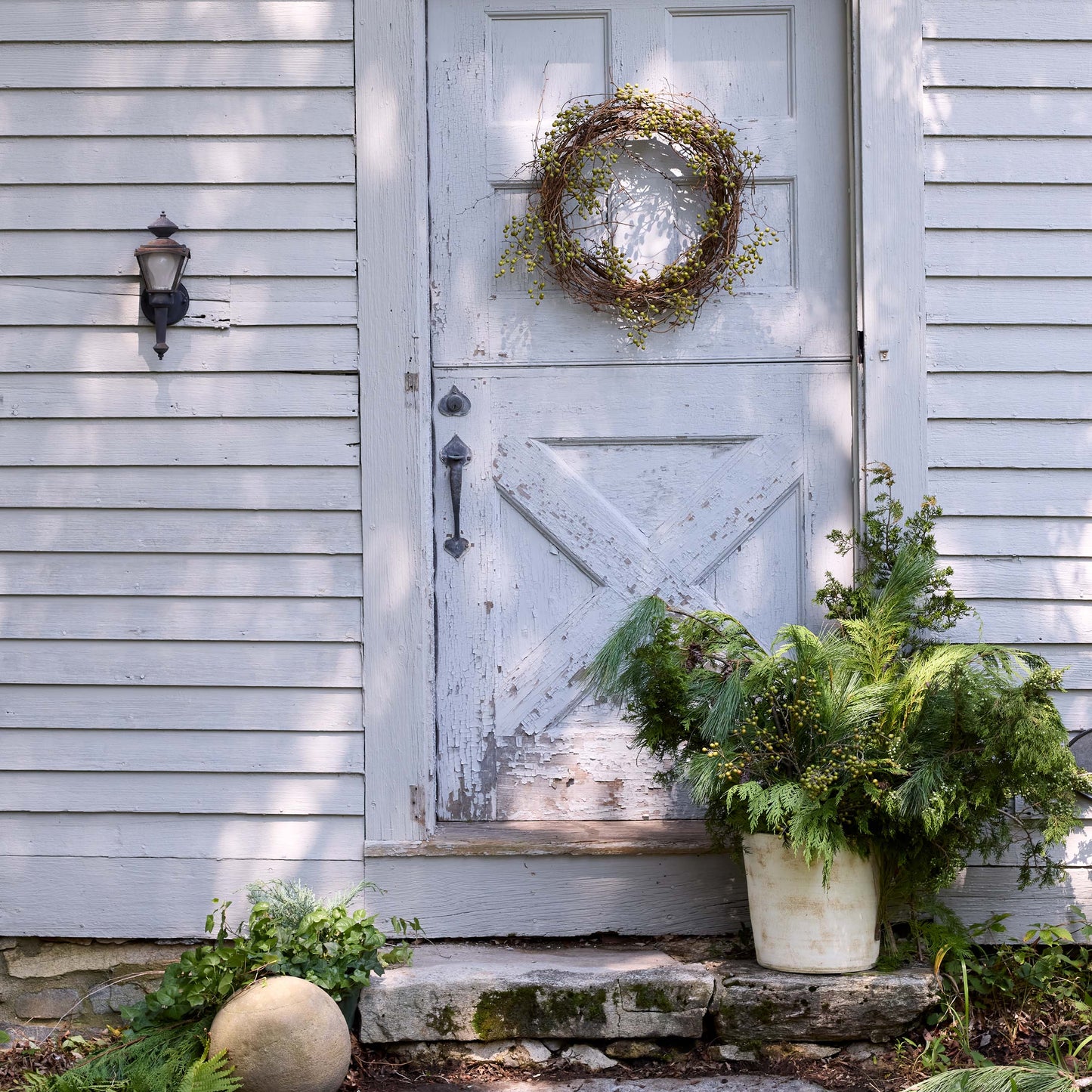 Basic Planter - White Patina