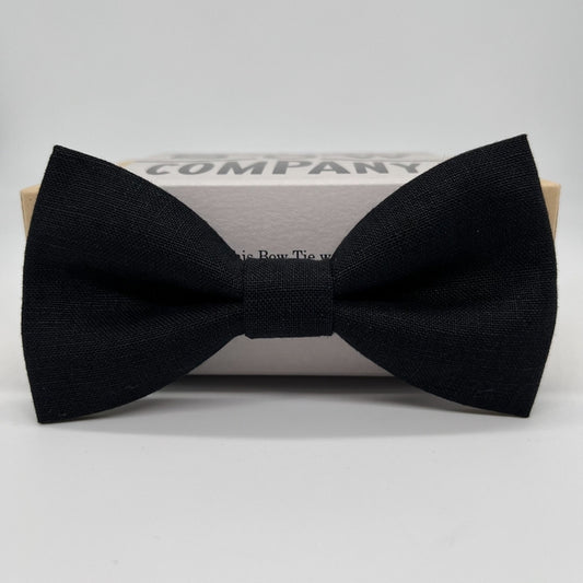 Irish Linen Bow Tie in Black