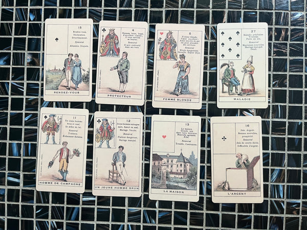 Le Petit Cartomancien & Guide | facsimile of a vintage deck