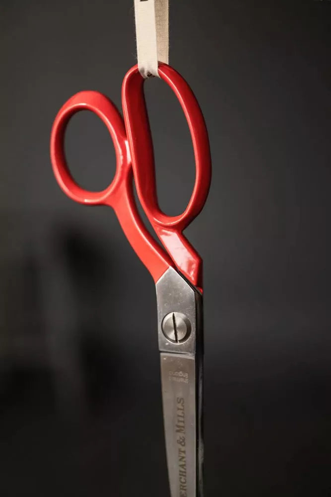 Red Extra Sharp 10" Tailor Scissors - Merchant & Mills