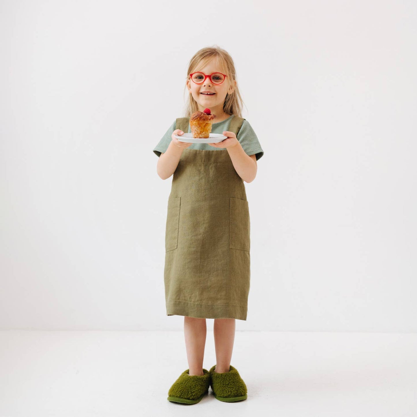 Kids Linen Pinafore Apron - Honey / 3-4 years