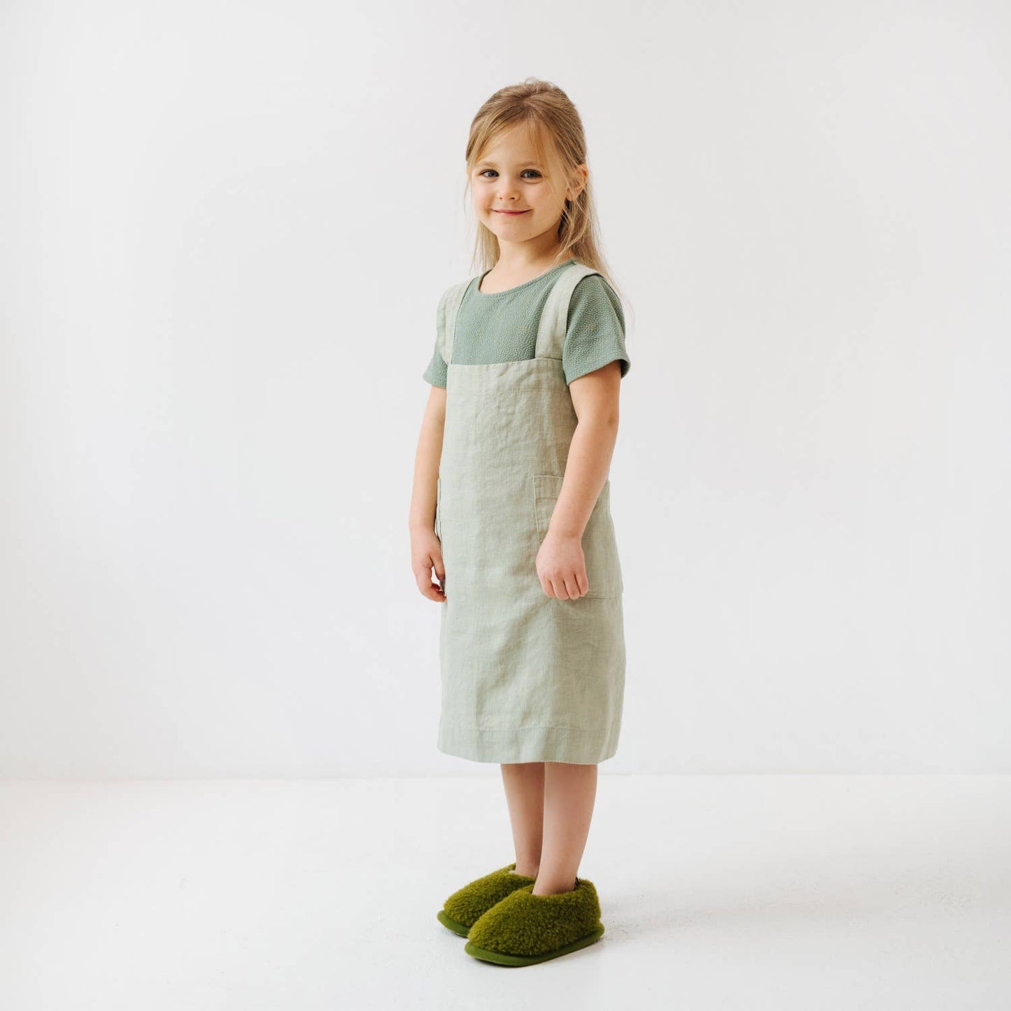 Kids Linen Pinafore Apron - Honey / 3-4 years