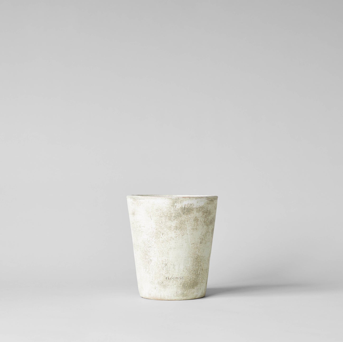 Basic Planter - White Patina