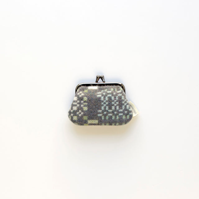 Knot Garden Coin Purse