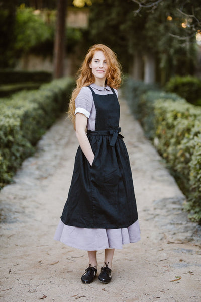 Black linen apron pinafore