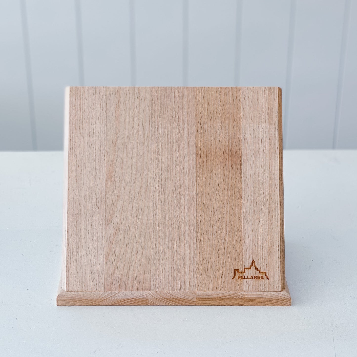 Slanted Magnetic Knife Rack - Pallares